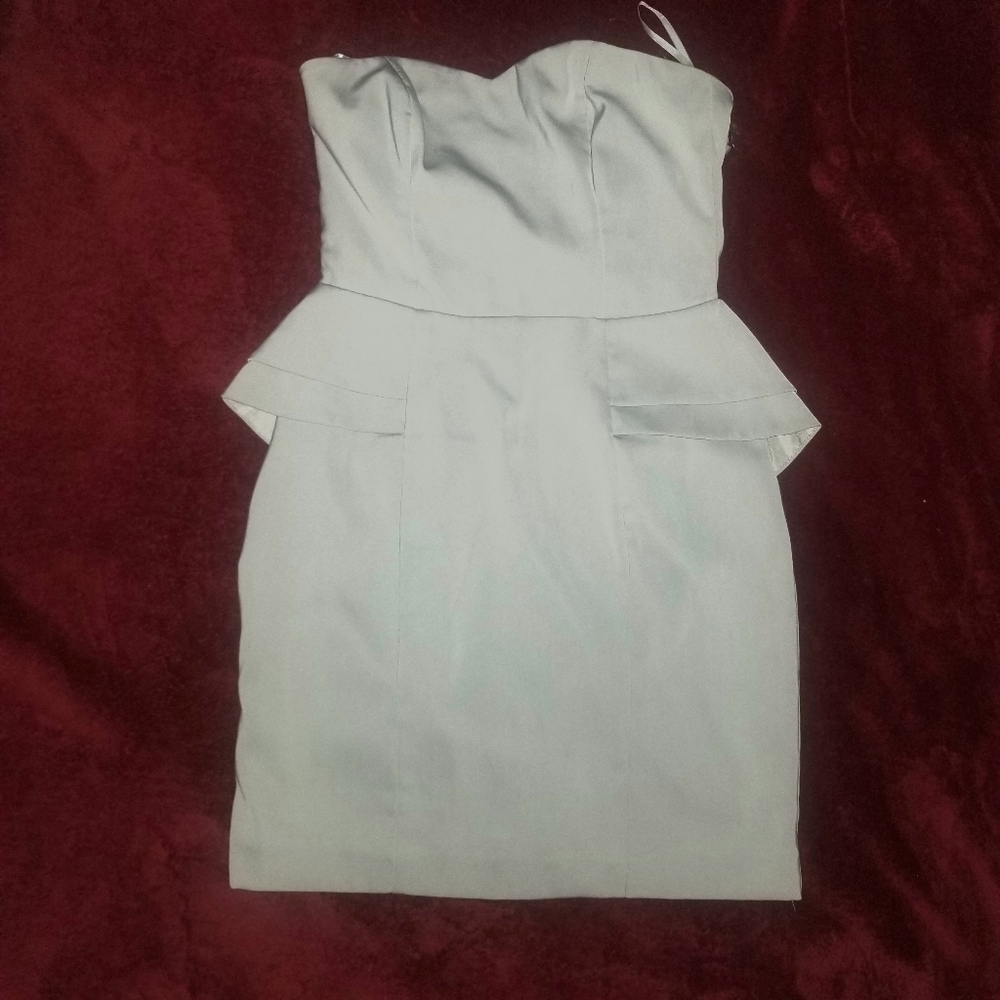 Strapless mini. NWT